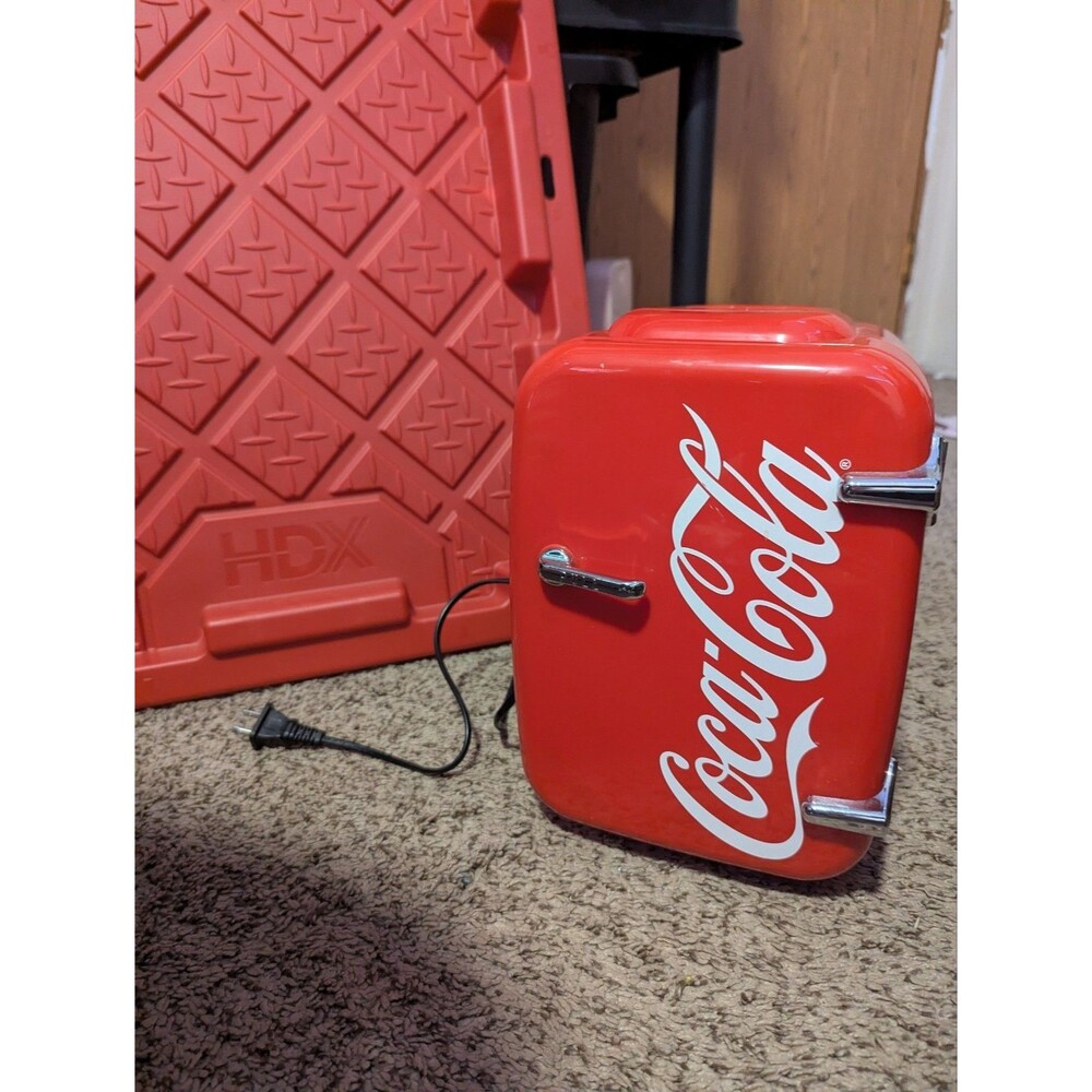 Cooluli Coca-Cola 4L Mini Fridge Red Retro Portable Cooler Warmer